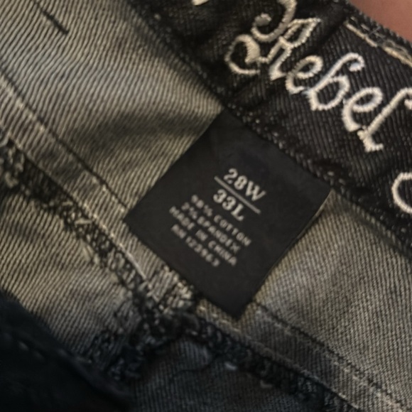 NWT Rebel Spirit Jeans Size 28w 33L - Picture 7 of 7